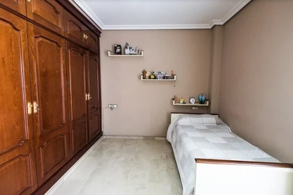 Sevilla de çift kişilik yataklı kiralık oda