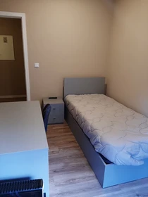 Alquiler de habitación en piso compartido en Porto