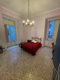 Habitación en alquiler con cama doble Napoli