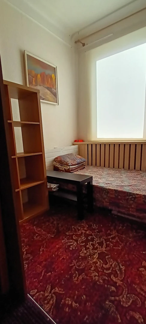 Quarto para alugar com cama de casal em Kaunas