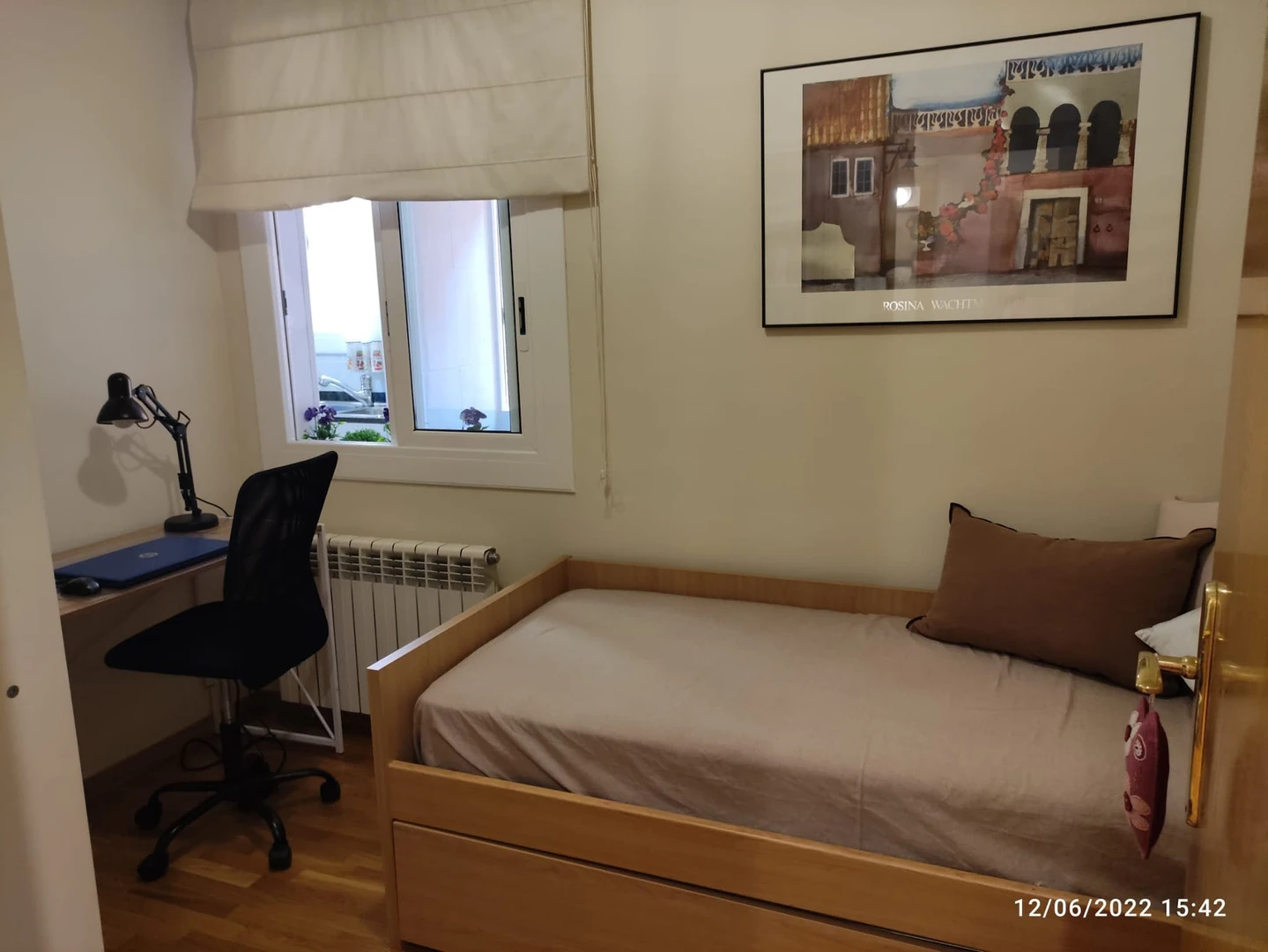Room for rent in a shared flat in sant-cugat-del-valles