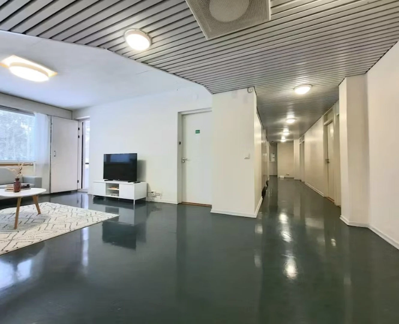 Helsinki de ortak bir dairede kiralık oda