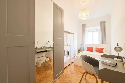 Quarto para alugar ao mês em Lisboa