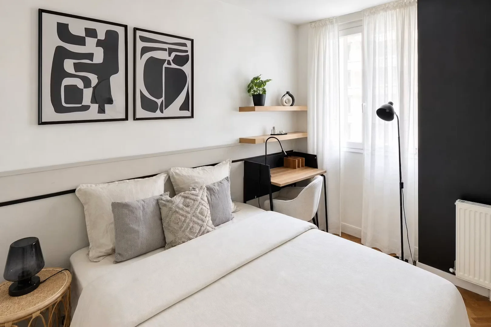 Funktionelles Studentenzimmer perfekt zum Studieren in 
