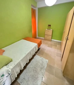 Quarto barato em Alicante-alacant