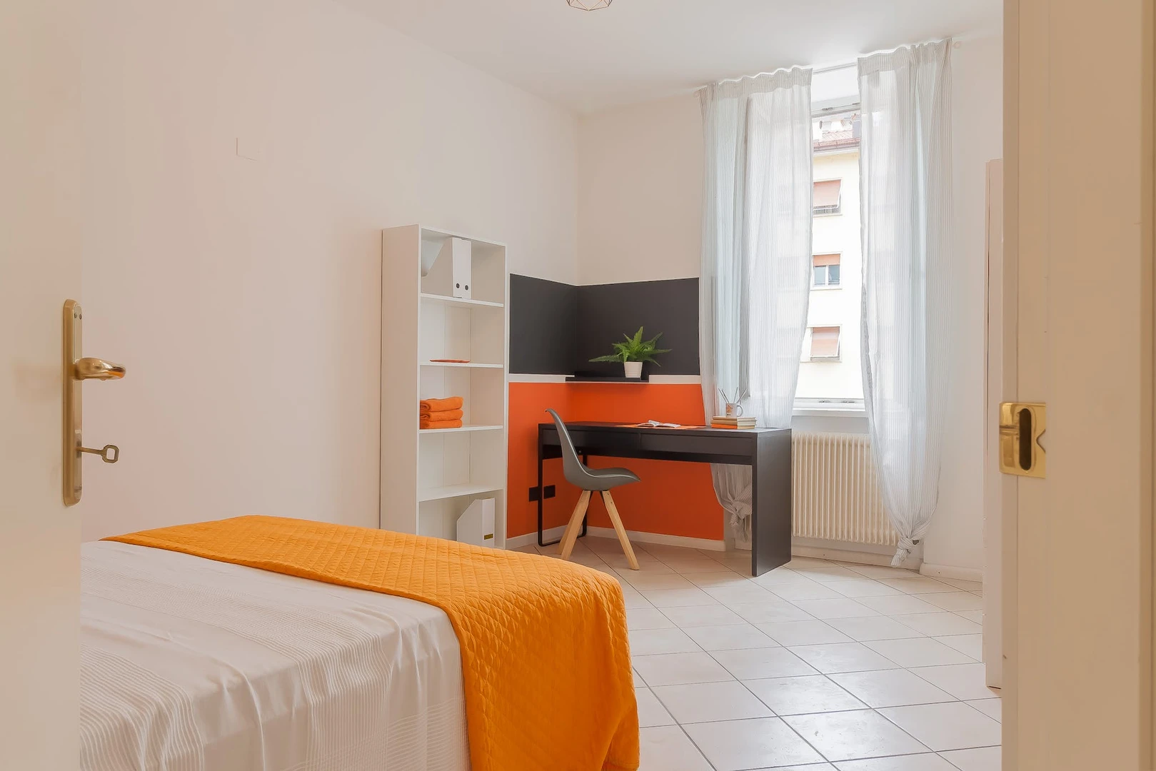 Trento de çift kişilik yataklı kiralık oda