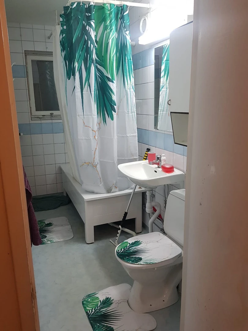 Room for rent in a shared flat in Gothenburg