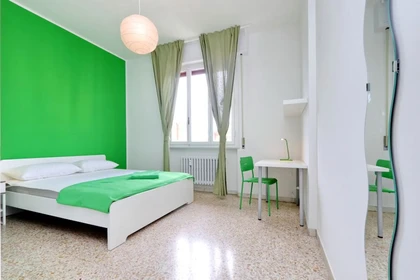 Quarto para alugar num apartamento partilhado em Firenze