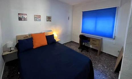 Room for rent with double bed Cartagena