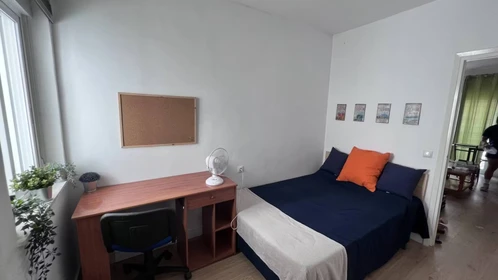 Chambre à louer avec lit double Cartagena