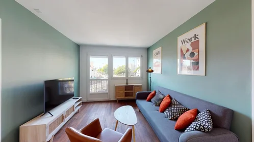 Habitación privada en Boulevard Adolphe Billault, Île de Nantes, imagen 1 de 10