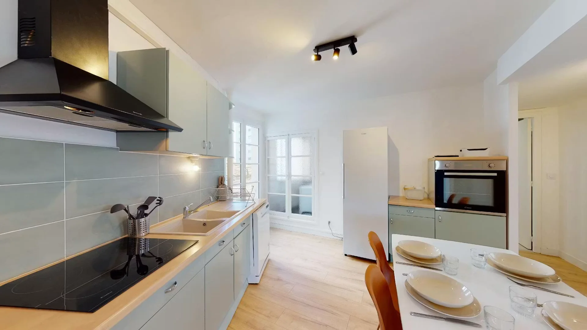 Habitación acogedora para estudiantes disponible en 