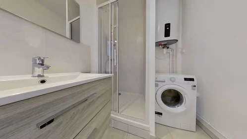 Private room at Rue d'Alger, Centre-Ville, image 1 of 4