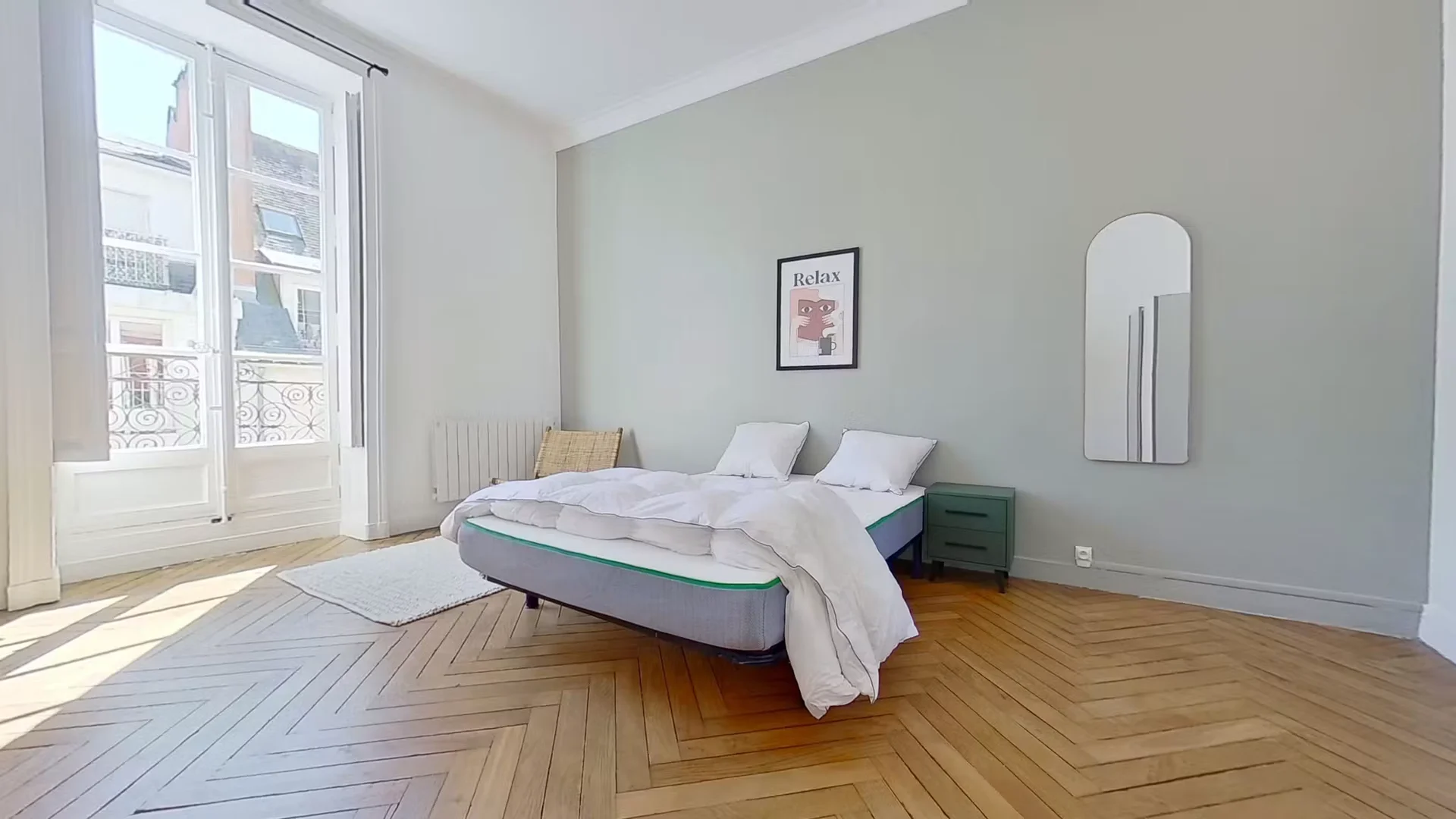 Budget-friendly student room close to campus in 