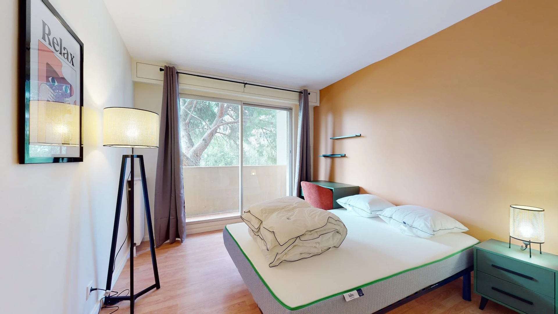Chambre à louer avec lit double Montpellier
