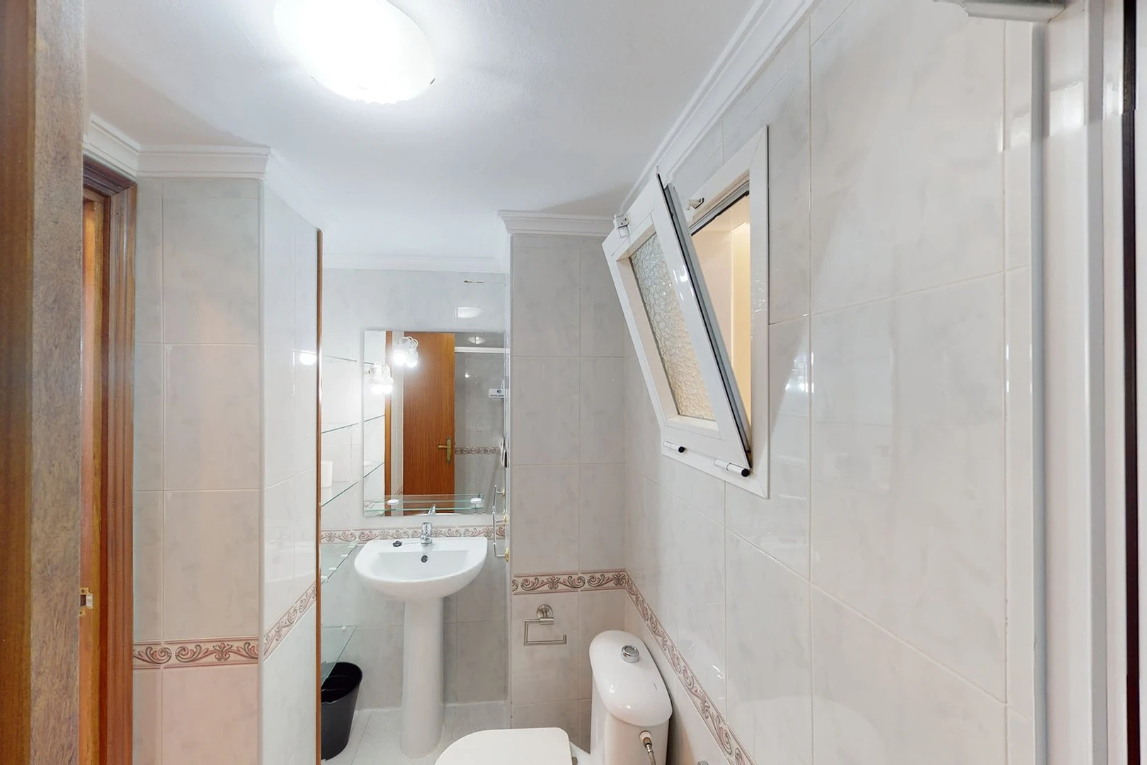 Zimmer mit Doppelbett zu vermieten Jerez De La Frontera