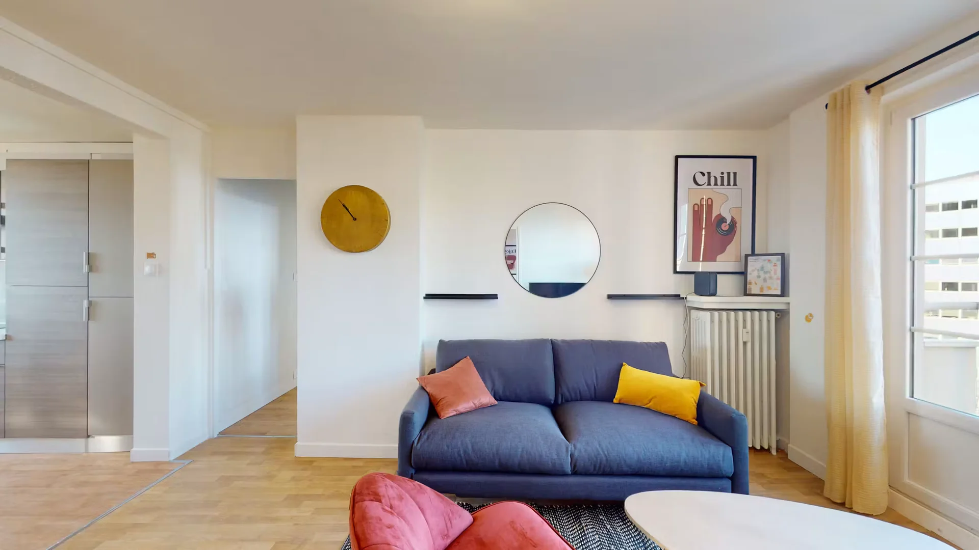 Quarto para alugar em apartamento de estudantes em , totalmente mobilado