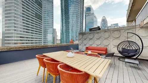 Quarto privado em Place des Saisons, Saisons, imagem 1 de 10