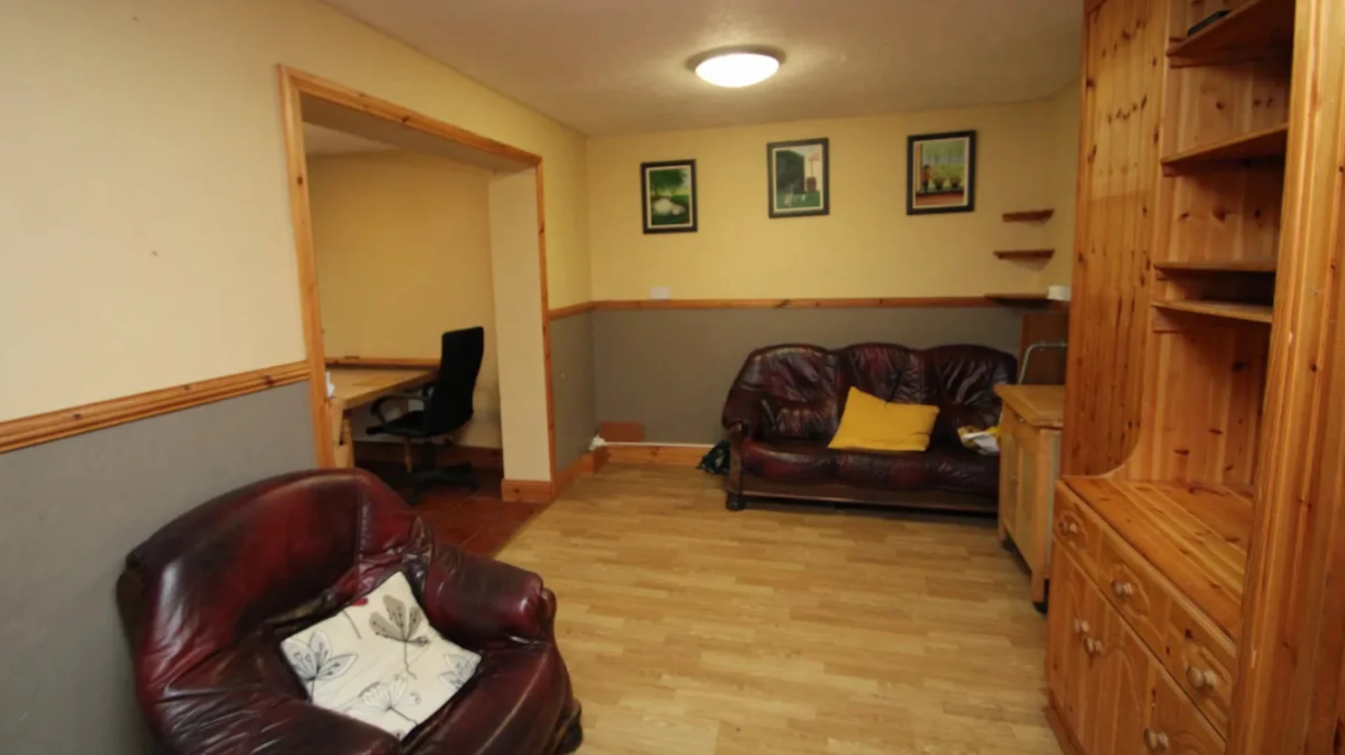 Renting rooms by the month in Galway