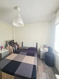Chambre privée à Calle Doctor Barraquer, , image 1 de 10
