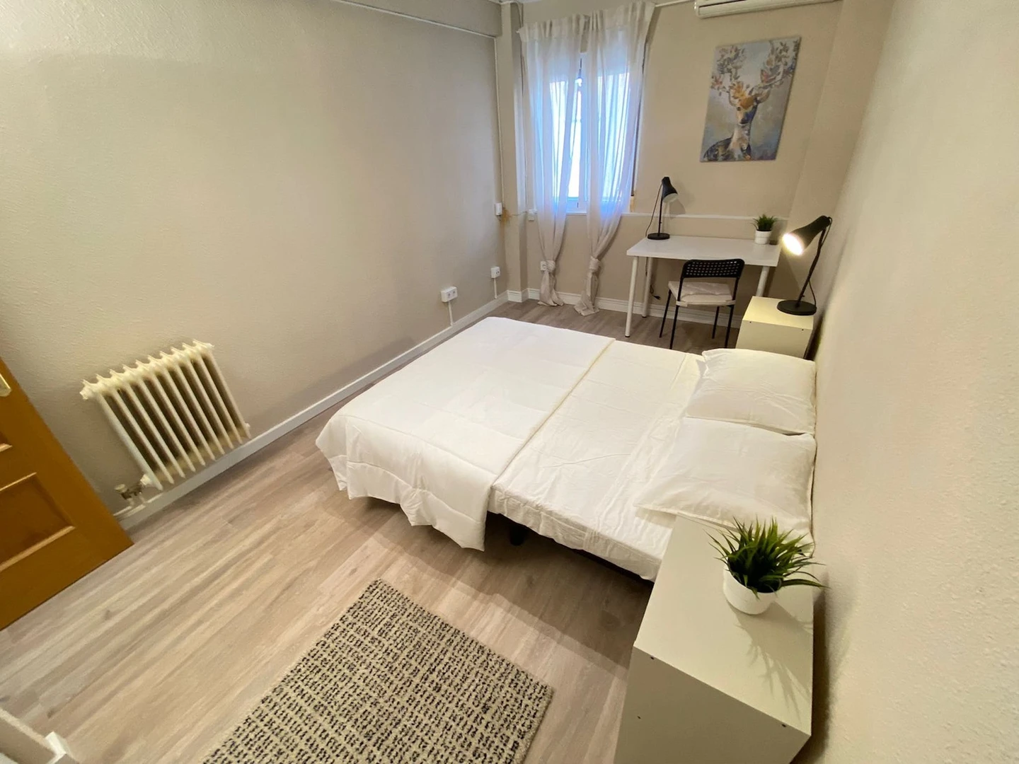 Zimmer mit Doppelbett zu vermieten Fuenlabrada