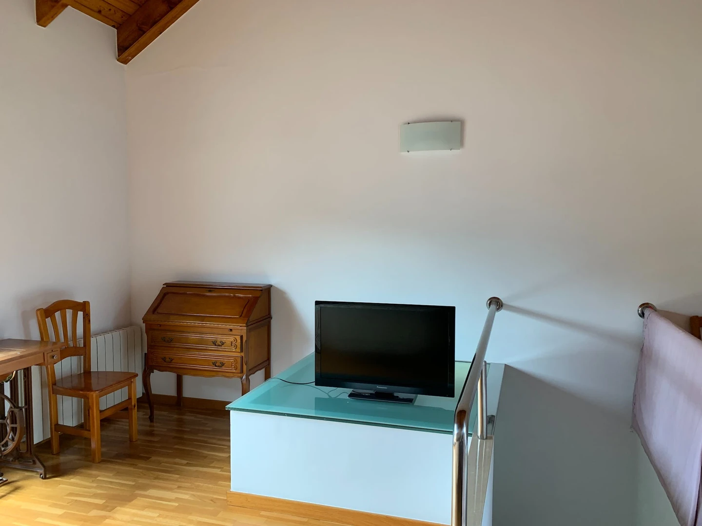 Quarto para alugar num apartamento partilhado em Sant Cugat Del Vallès