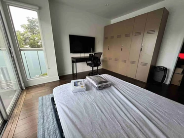 Quarto para alugar ao mês em Hollywood