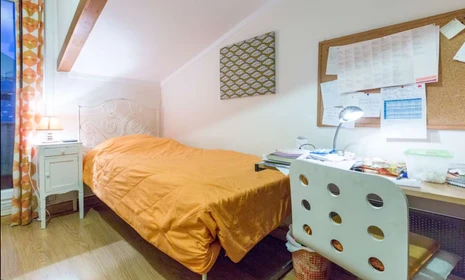 Zimmer mit Doppelbett zu vermieten Lisboa