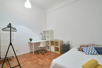 Quarto para alugar ao mês em Lisboa