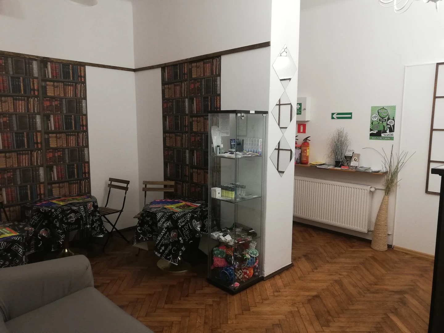 Wspólny pokój z biurkiem w Kraków