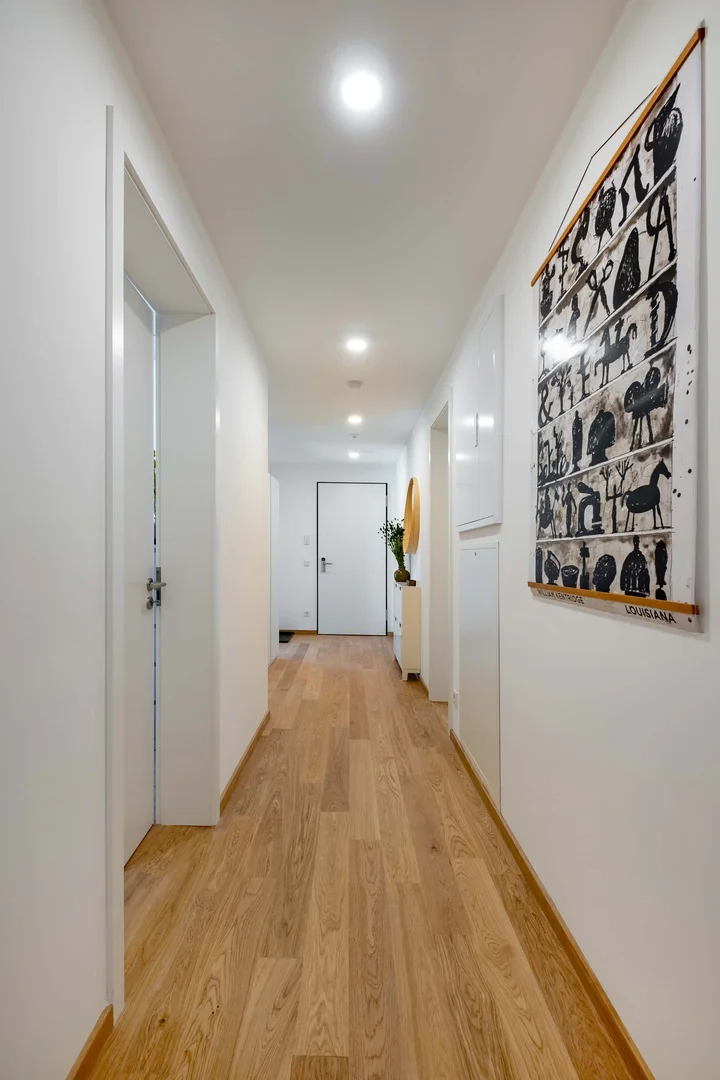 Chambre confortable pour étudiants disponible dans