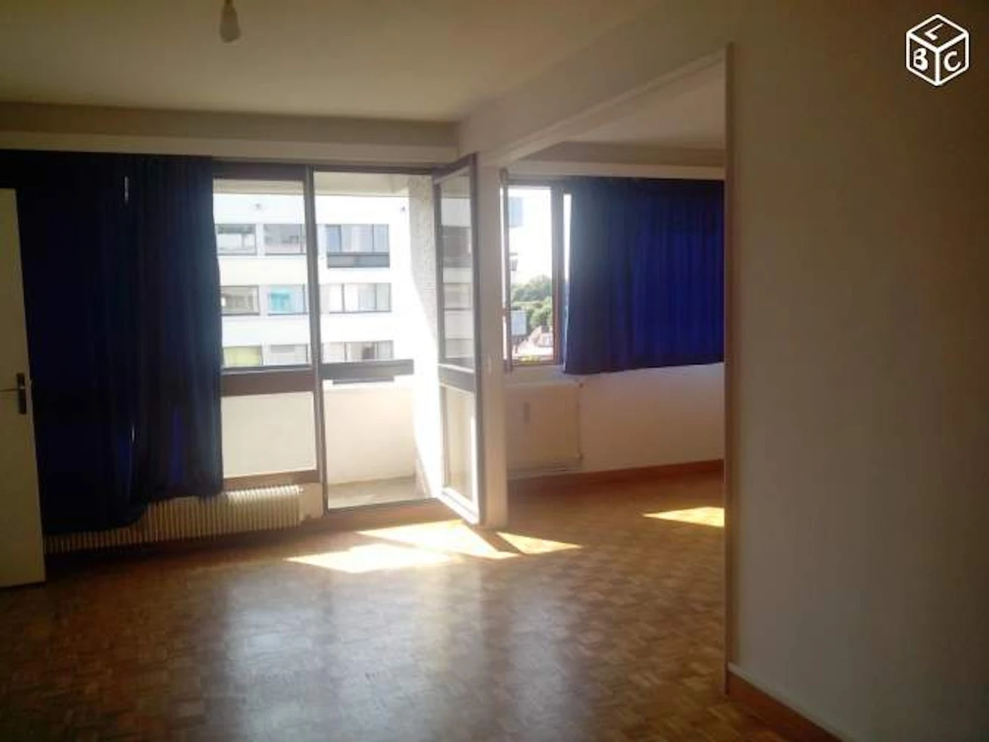 Two bedroom accommodation in Valenciennes