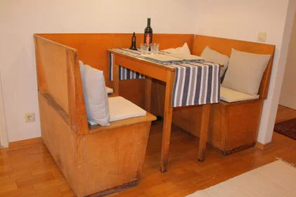 Entire apartment at Handelskai, 20. Bezirk-Brigittenau, image 9 of 10