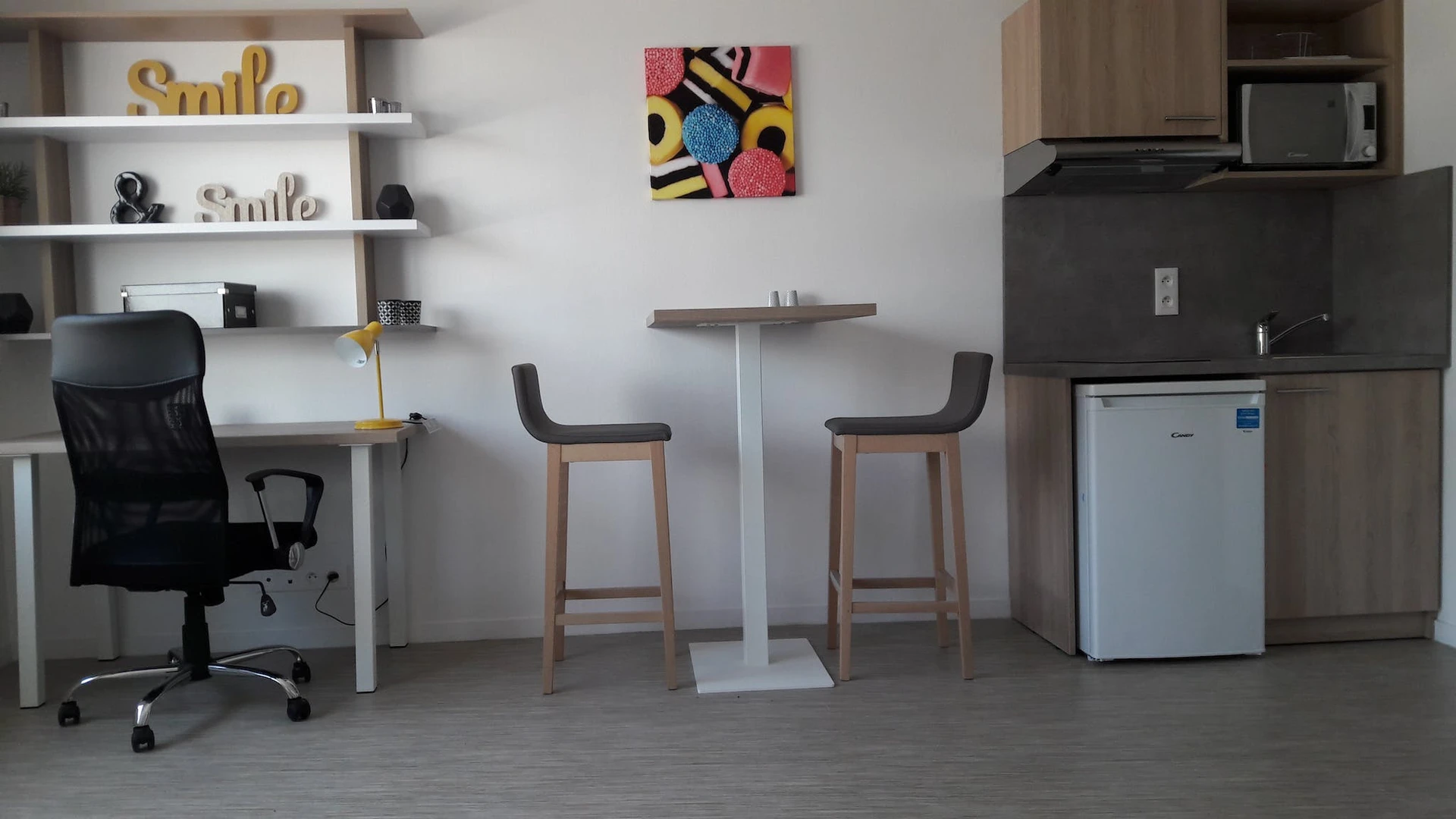 Two bedroom accommodation in Grenoble