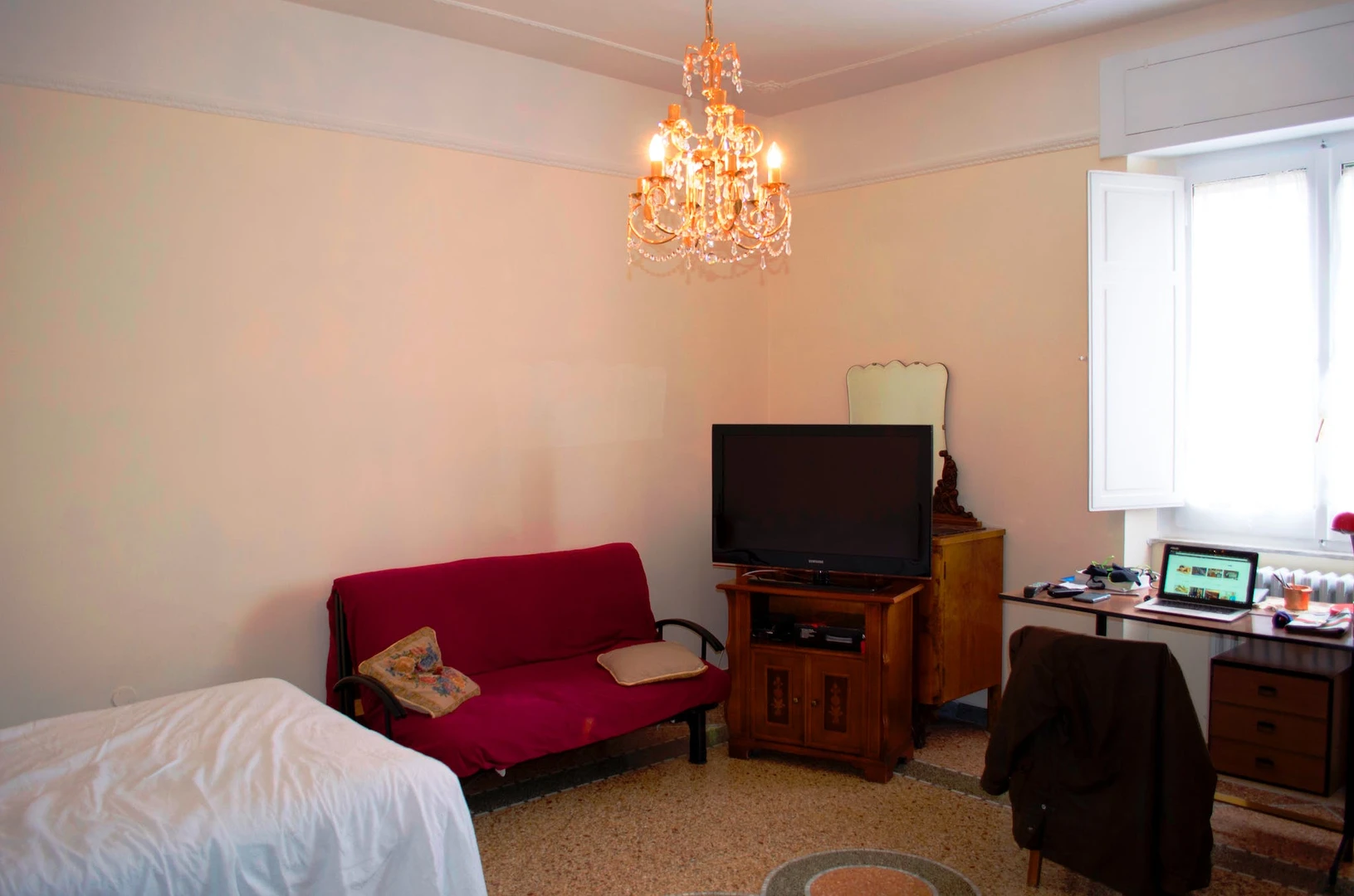 Entire fully furnished flat in Foggia