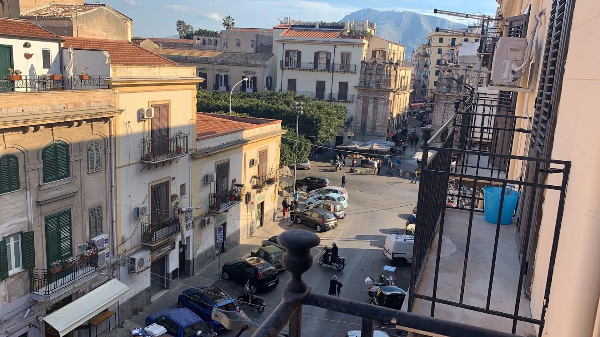 Nowoczesne i jasne mieszkanie w Palermo