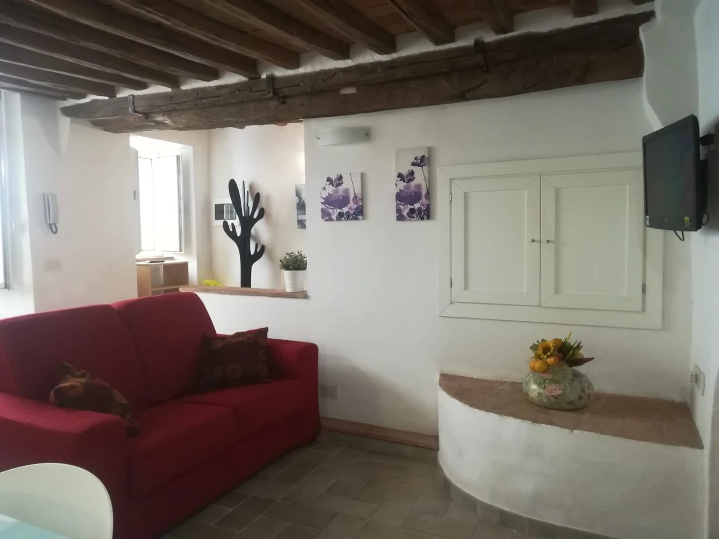 Entire fully furnished flat in Siena