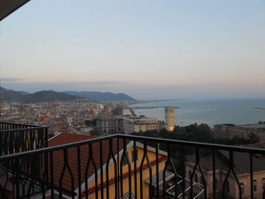 Entire fully furnished flat in Salerno