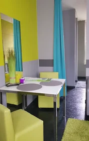 Entire apartment at Begijnenvest, Sint-Andries-Bourla, image 9 of 10