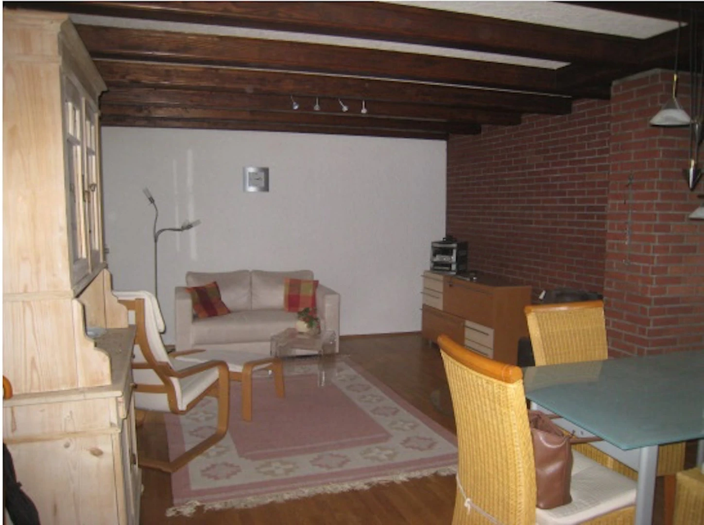 Apartamento totalmente mobilado em Eschborn