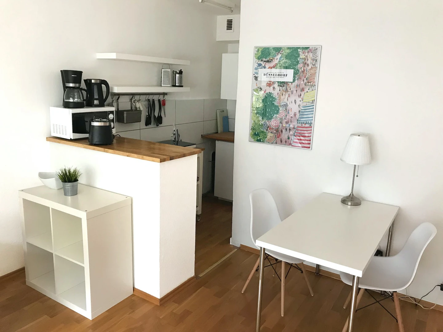 Accommodation with 3 bedrooms in Dusseldorf