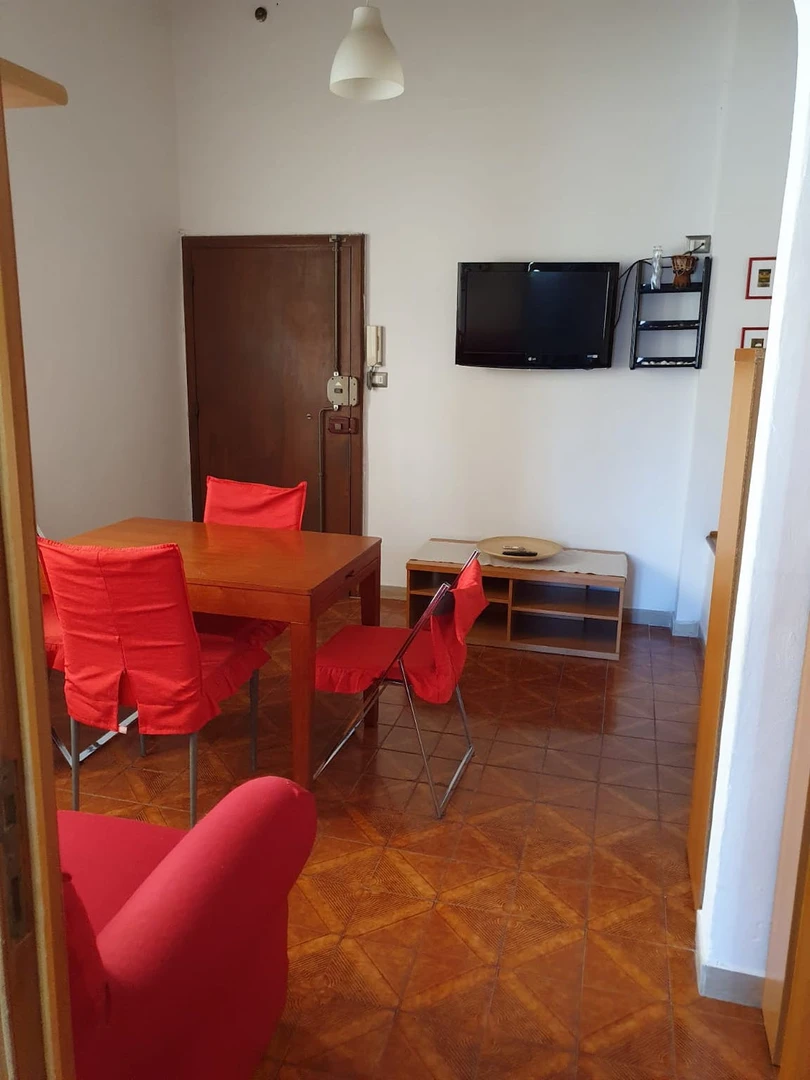 Logement de 2 chambres à Sienne