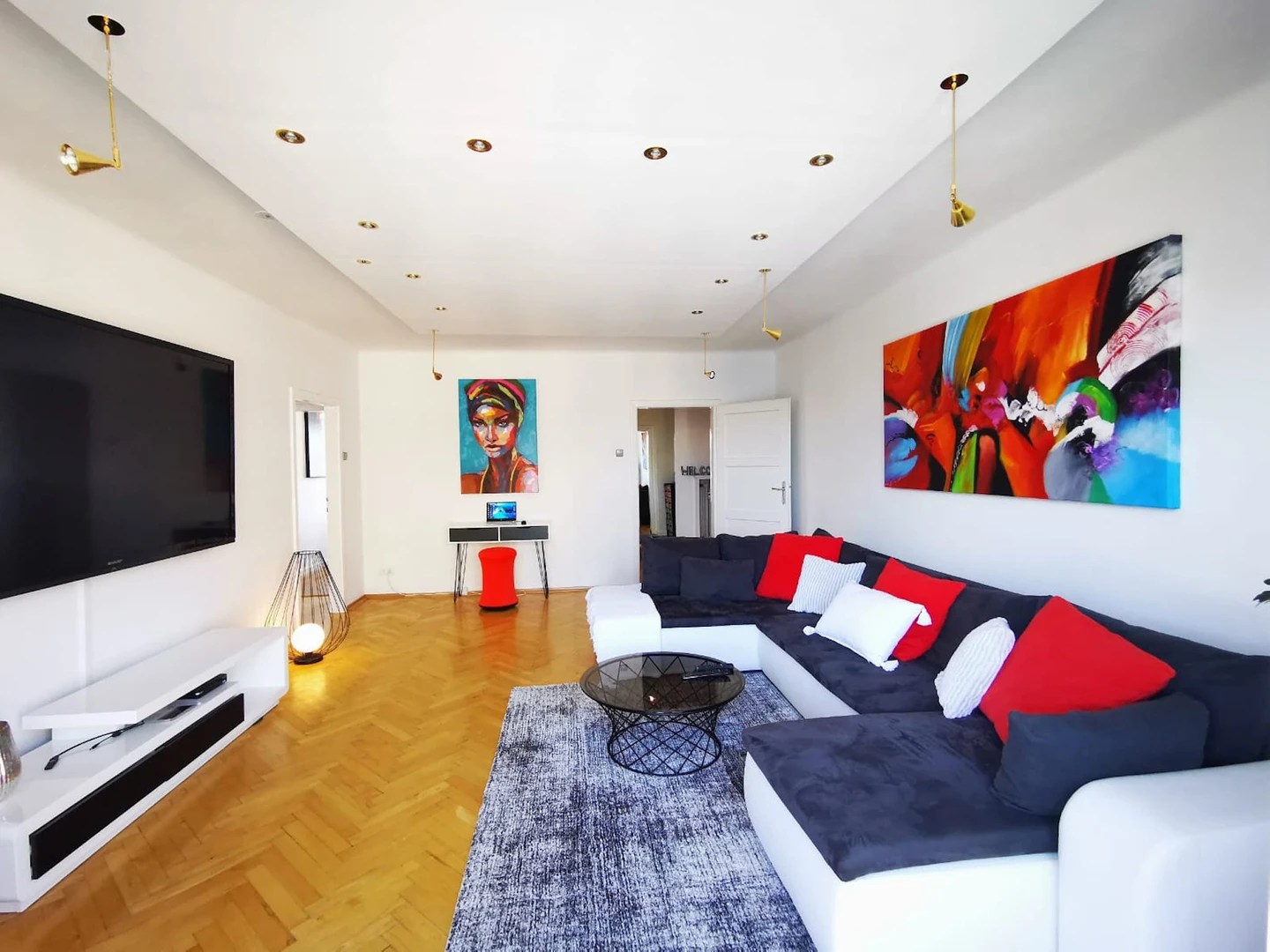 Entire fully furnished flat in klagenfurt