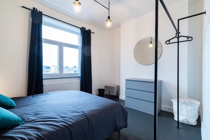 Renting rooms by the month in Liege