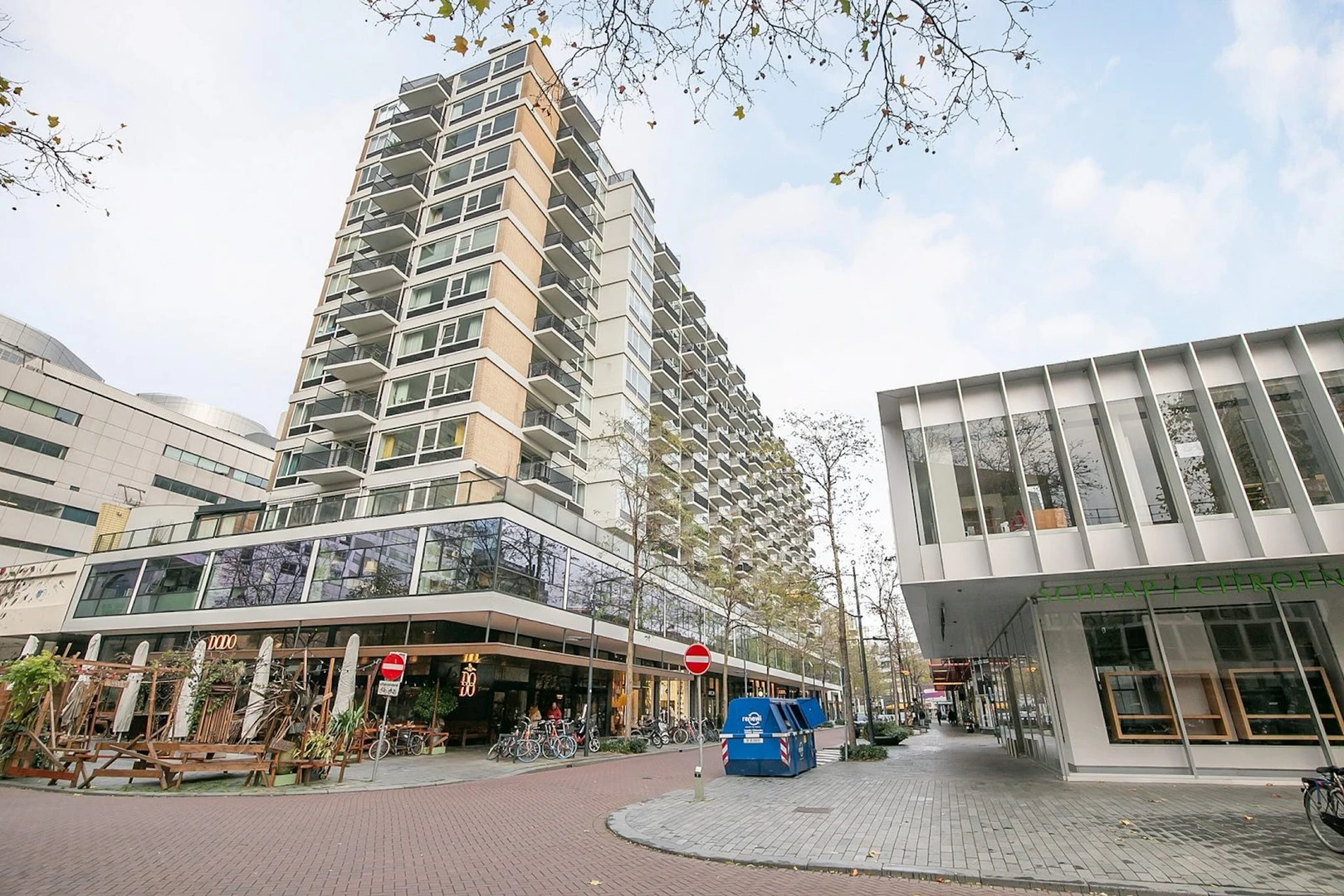 Komplette Wohnung voll möbliert in Rotterdam