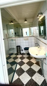 Logement entier à Van Brakelstraat, Zeeheldenbuurt, image 9 de 10