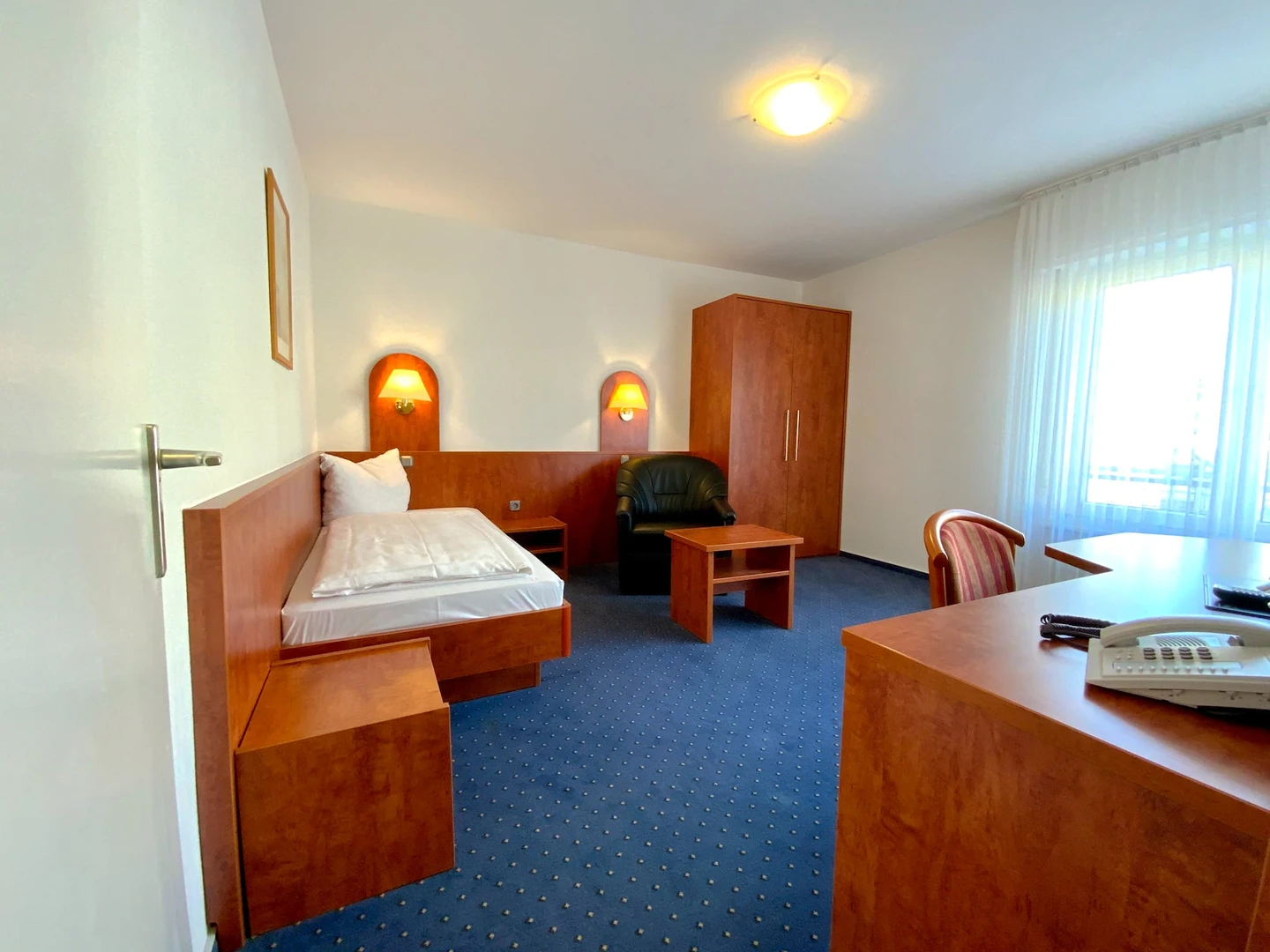 Offenbach Am Main içinde 2 yatak odalı konaklama