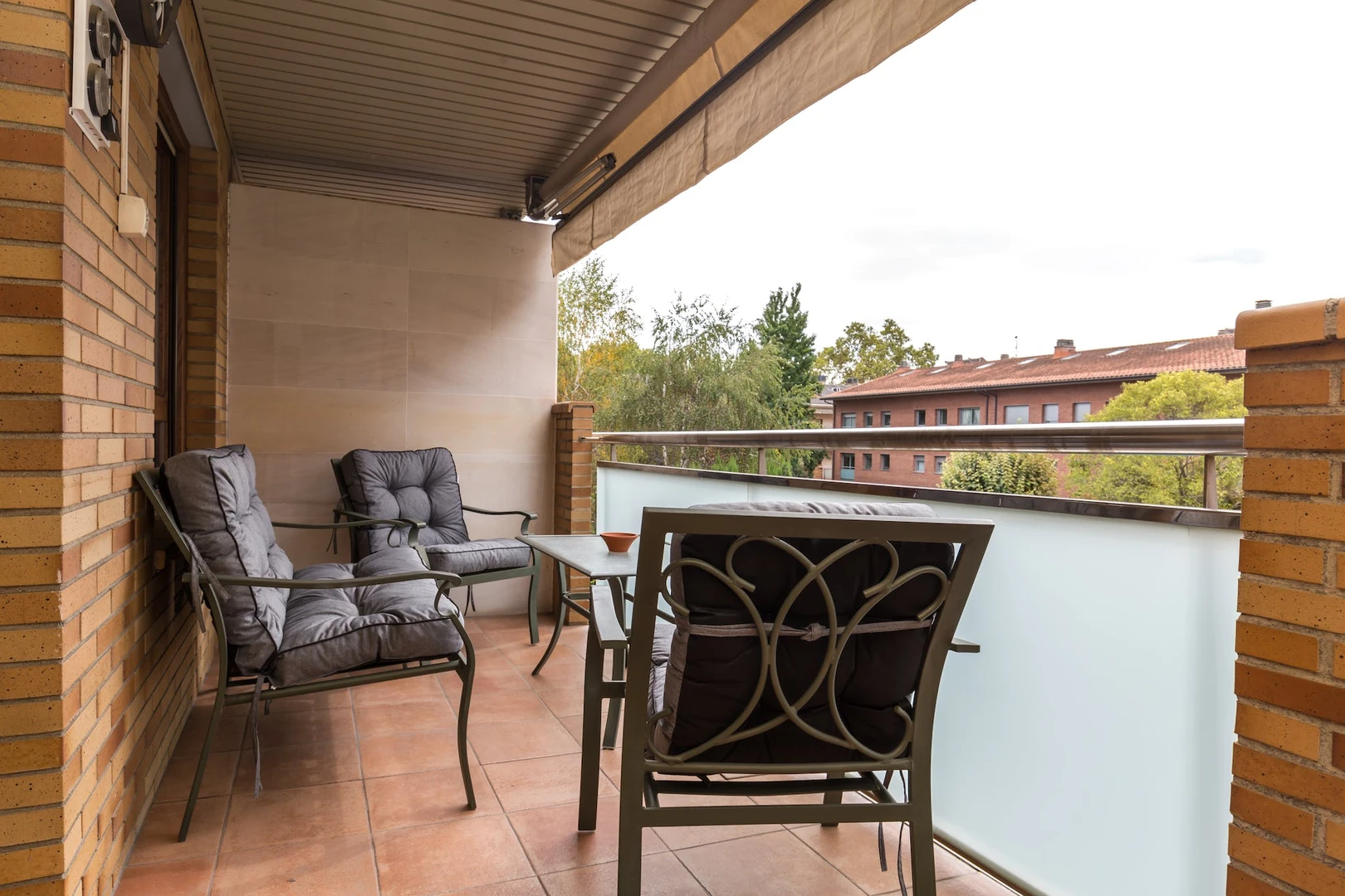 Accommodation with 3 bedrooms in Sant Cugat Del Vallès