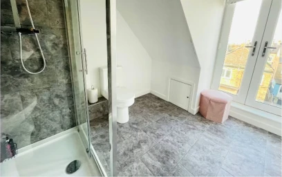 Dairenin tamamı konumu Ferndale Rise, Cambridge, 9 10 görüntüsü