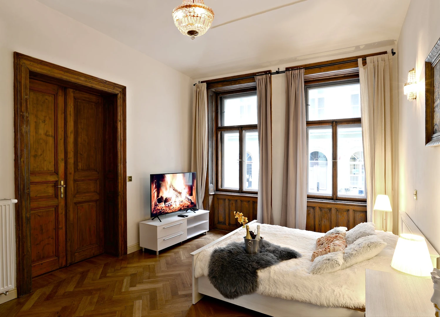 Nowoczesne i jasne mieszkanie w Praga